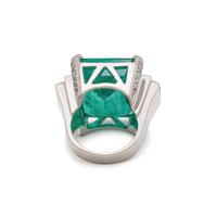 COLOMBIAN EMERALD AND DIAMOND RING
