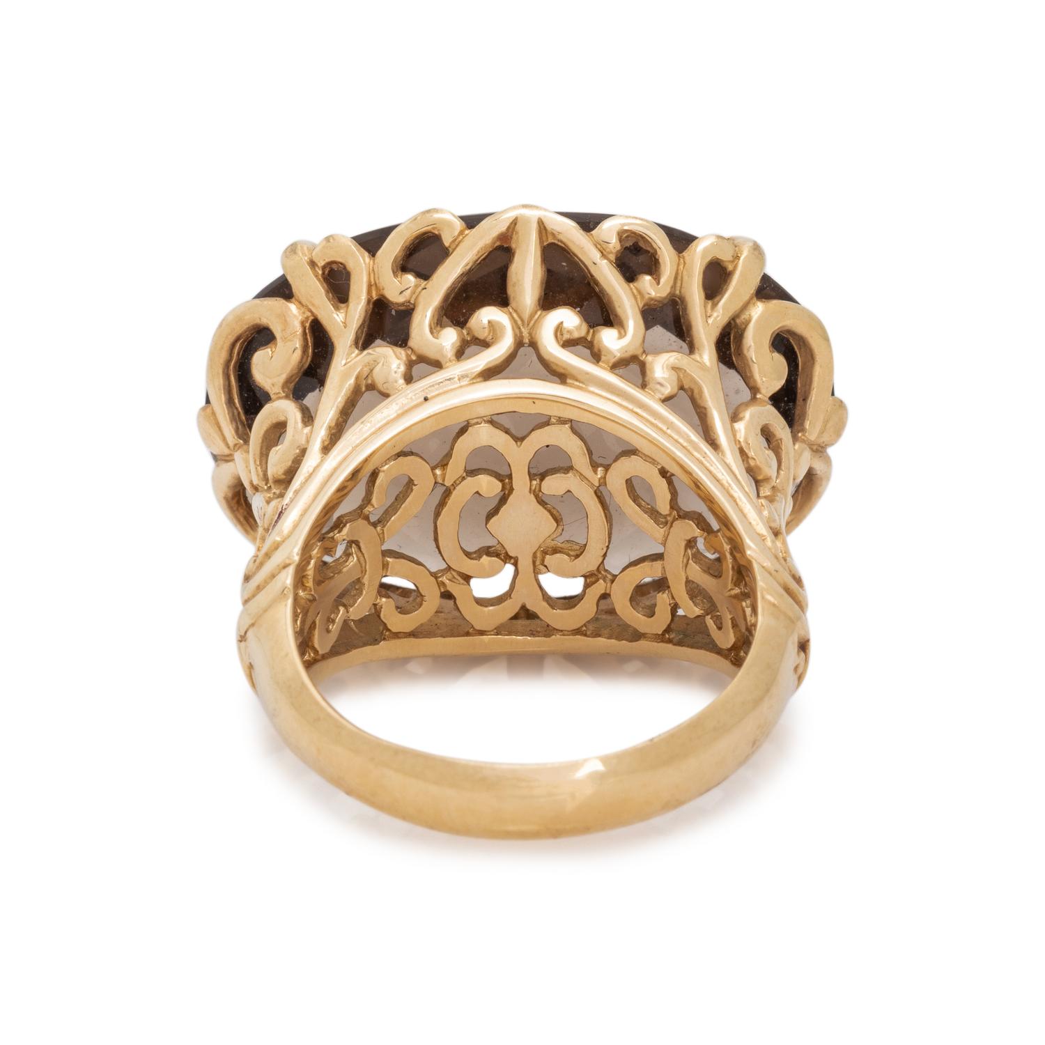 YELLOW GOLD AND SMOKY QUARTZ RING
