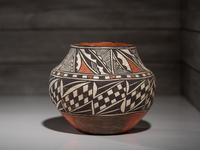 Acoma Polychrome Pottery Jar