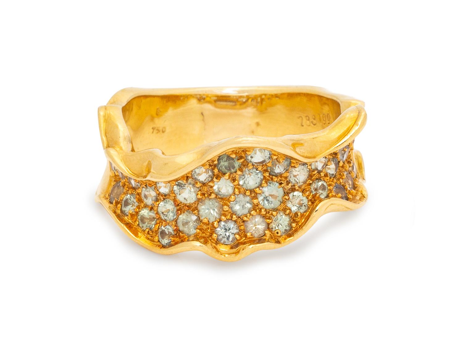 An 18 Karat Yellow Gold and Green Sapphire Ring, Carrera y Carrera,