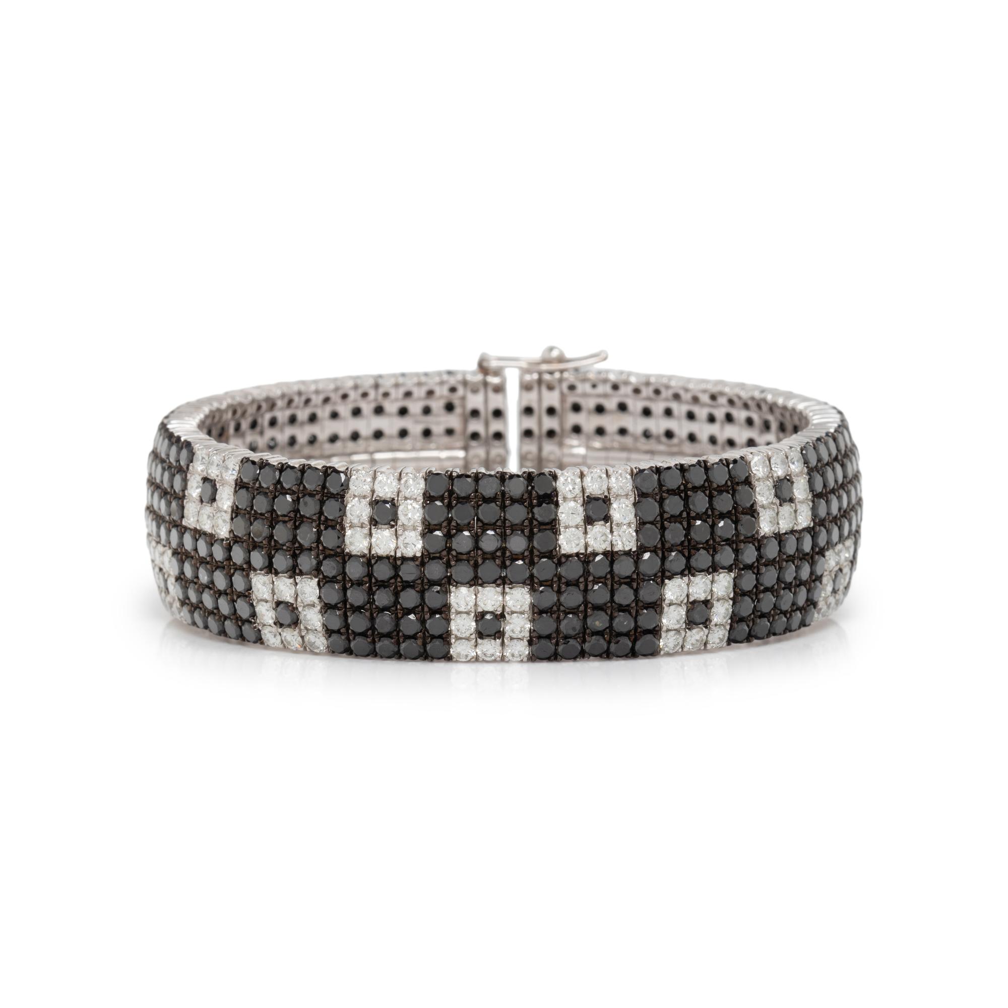 BLACK DIAMOND AND DIAMOND BANGLE BRACELET