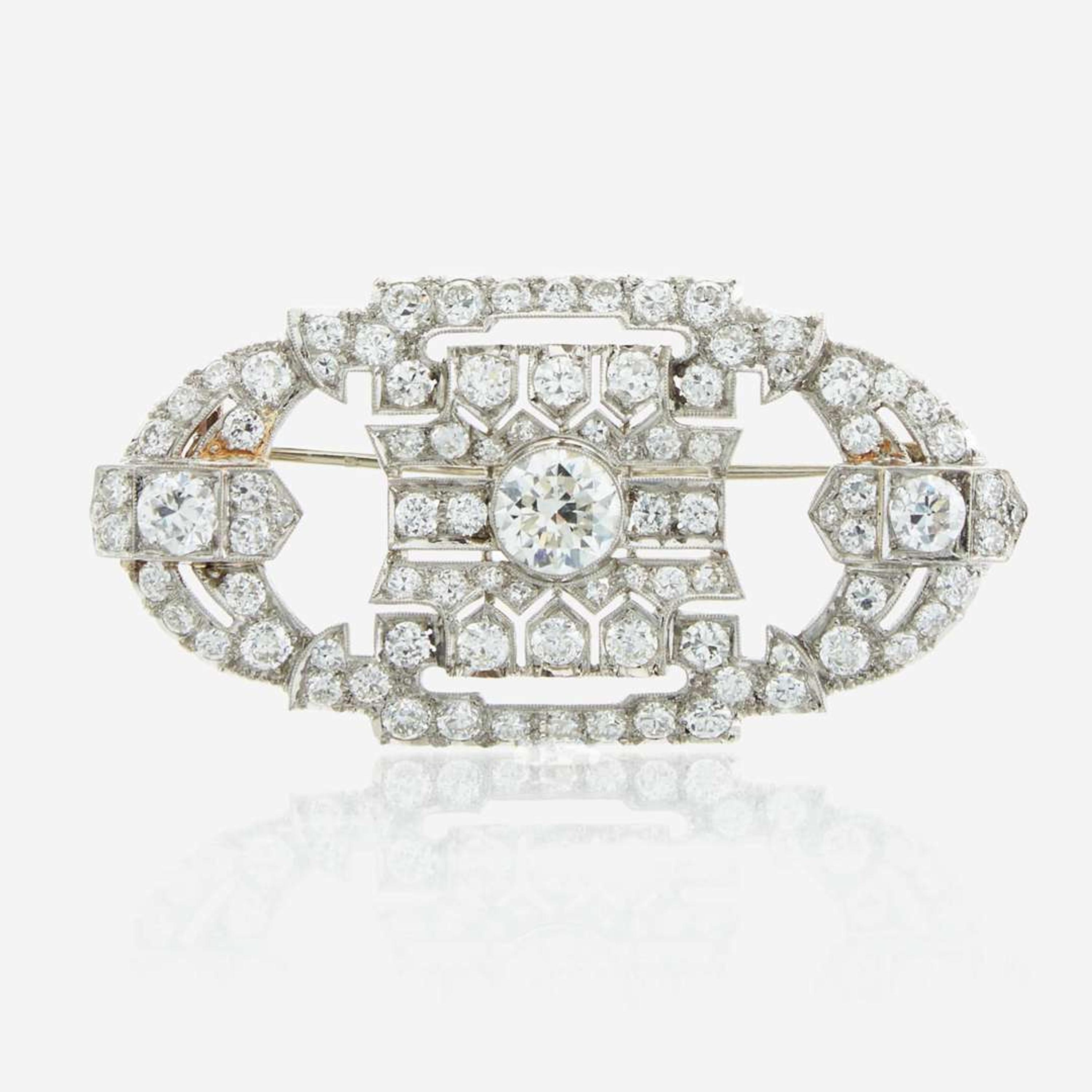 An Art Deco diamond and platinum brooch
