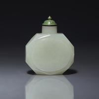 A Chinese White Jade Snuff Bottle 白玉八方鼻烟壺