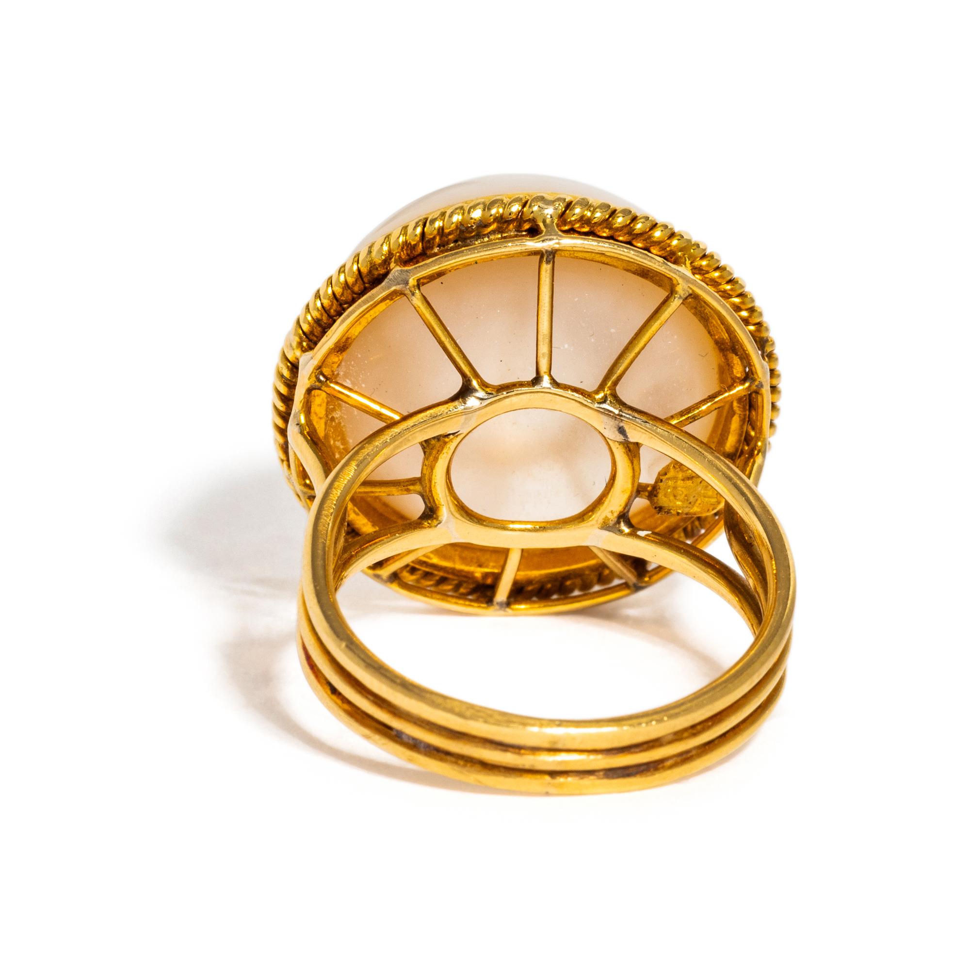 COLLECTION OF YELLOW GOLD AND CULTURED PEARL JEWELRY