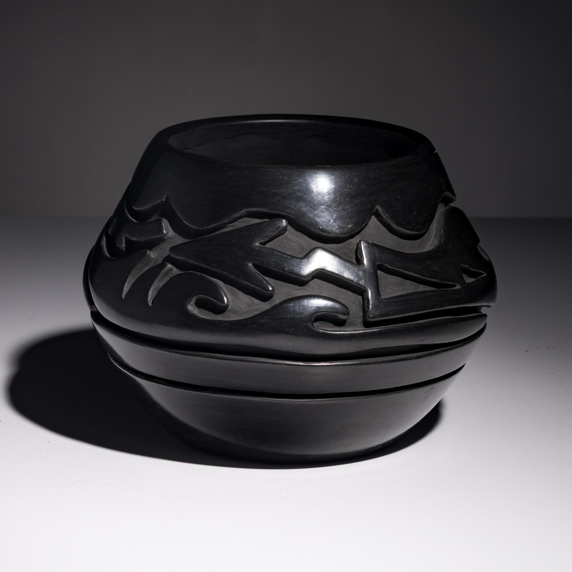 Teresita Naranjo (Santa Clara, 1919-1999) — Carved Blackware Pottery Jar, Avanyu