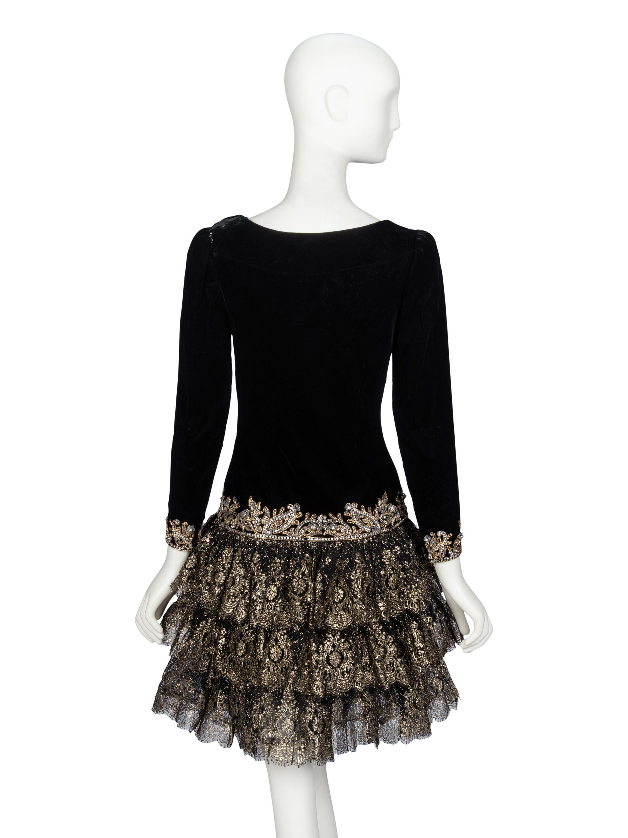 Oscar de la Renta, Velvet & Gold Lace Dress, 1980s Runway Sample