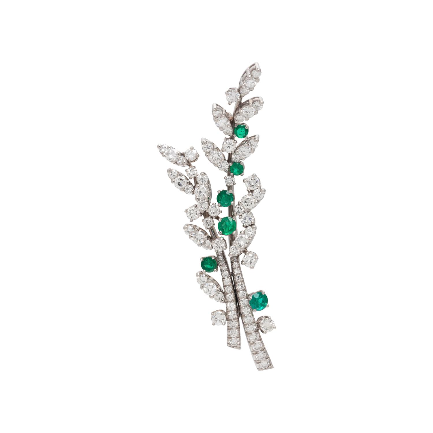 TIFFANY & CO., DIAMOND AND EMERALD BROOCH