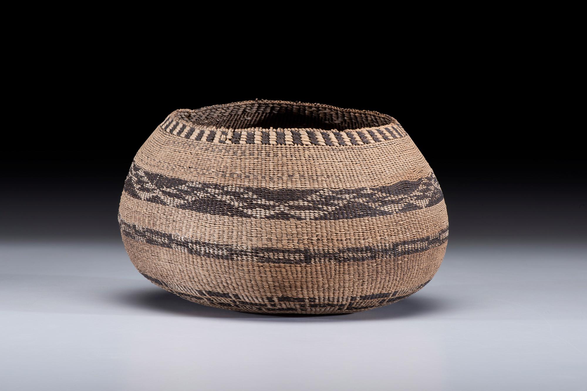 Pomo Storage Basket