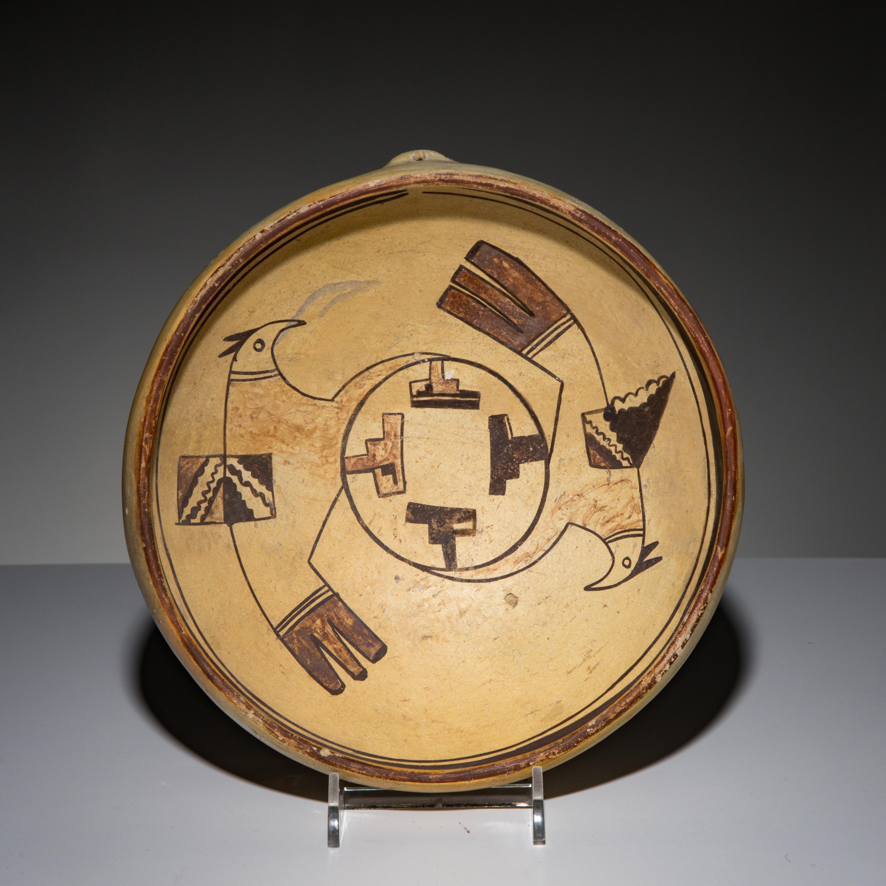 Polacca Polychrome Bowl, with Parrots