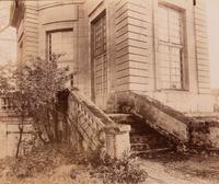 A group of four photographs ( Tuileries - Coureuse par Coustou, 1907; Grand Trianon / Le Buffet , 1902; Meudon - ancien château , 1902; Parc de Sceaux , 1925)