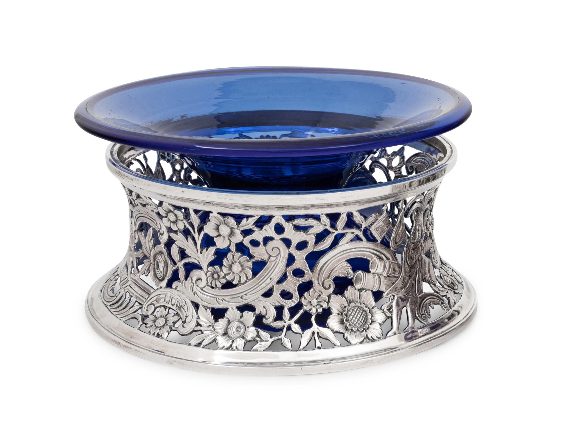 A Victorian Silver Dish Ring