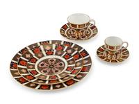 A Large Royal Crown Derby Imari Porcelain Dinner Service