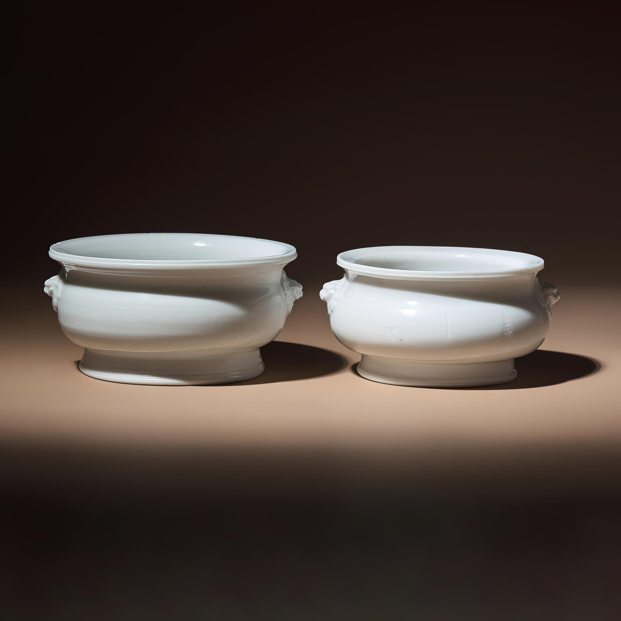 Two Chinese Blanc-de-Chine Porcelain Incense Burners, 17th-18th Century — 清早期 德化白瓷雙獸首香爐兩具