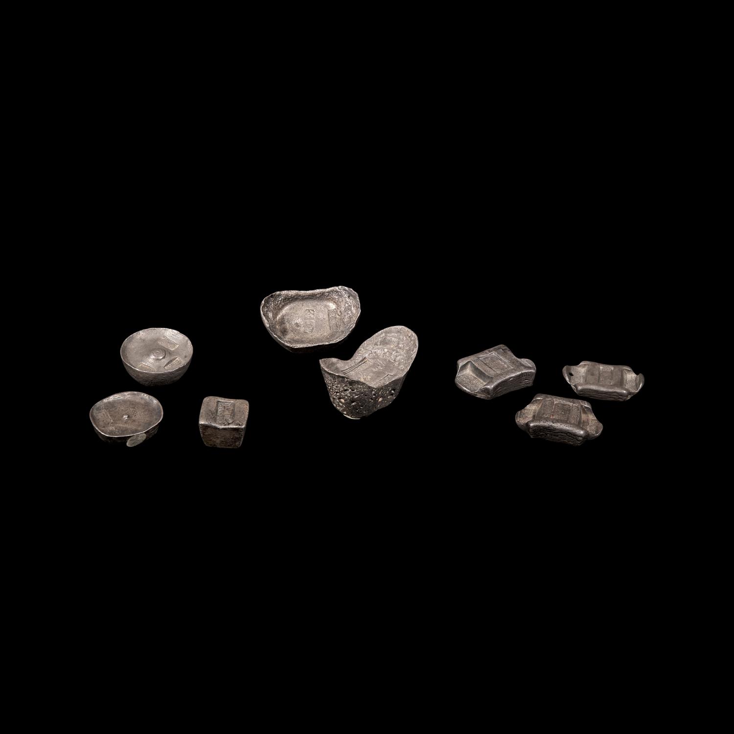 A Collection of Eight Chinese Silver Ingots, 19th to Early 20th Century 晚清民國 銀錠一組八件
