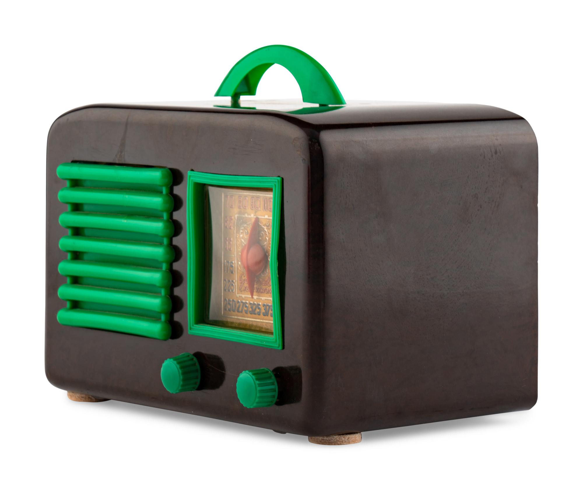 A General Television 591 Radio