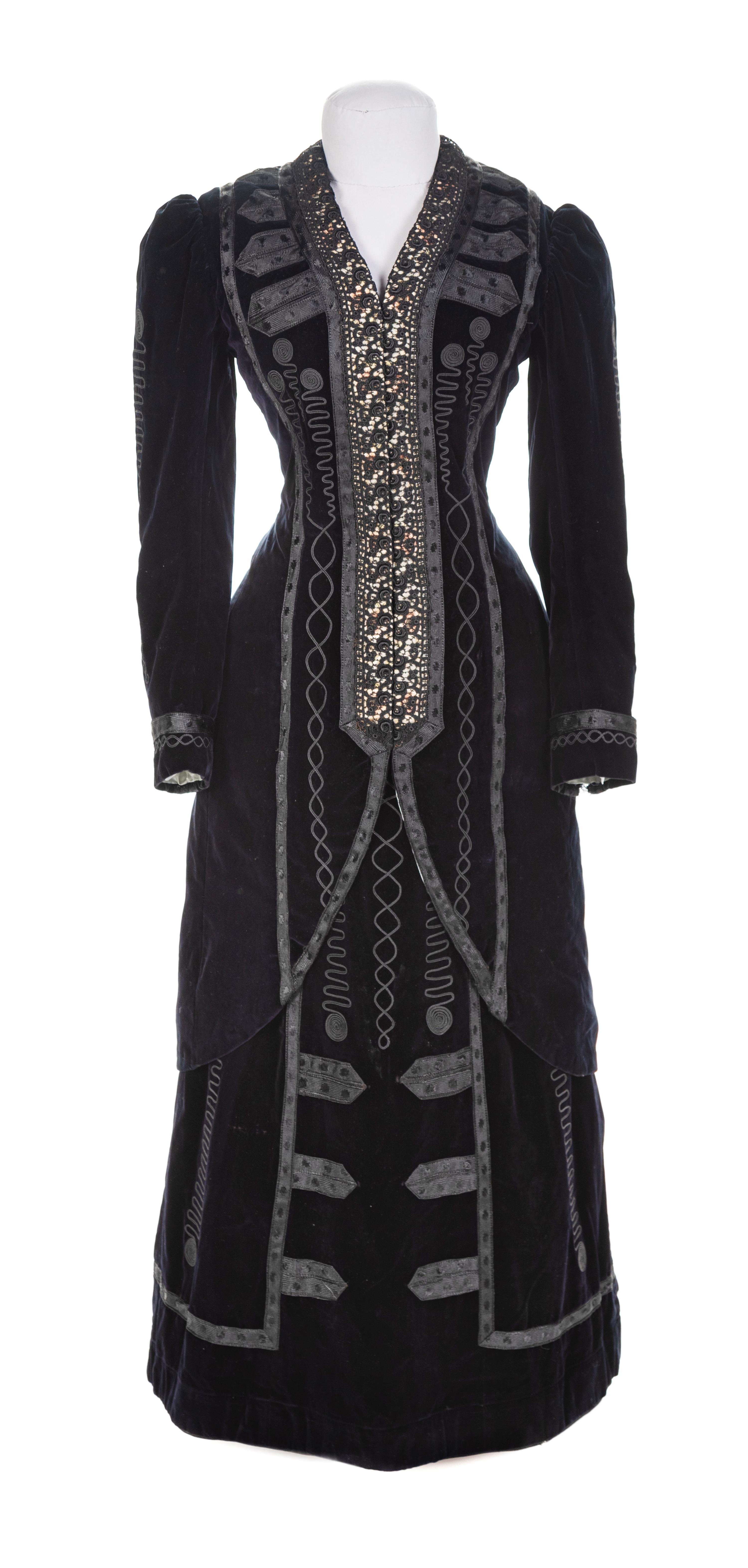 Day Suit in Midnight Blue Velvet, 1910s