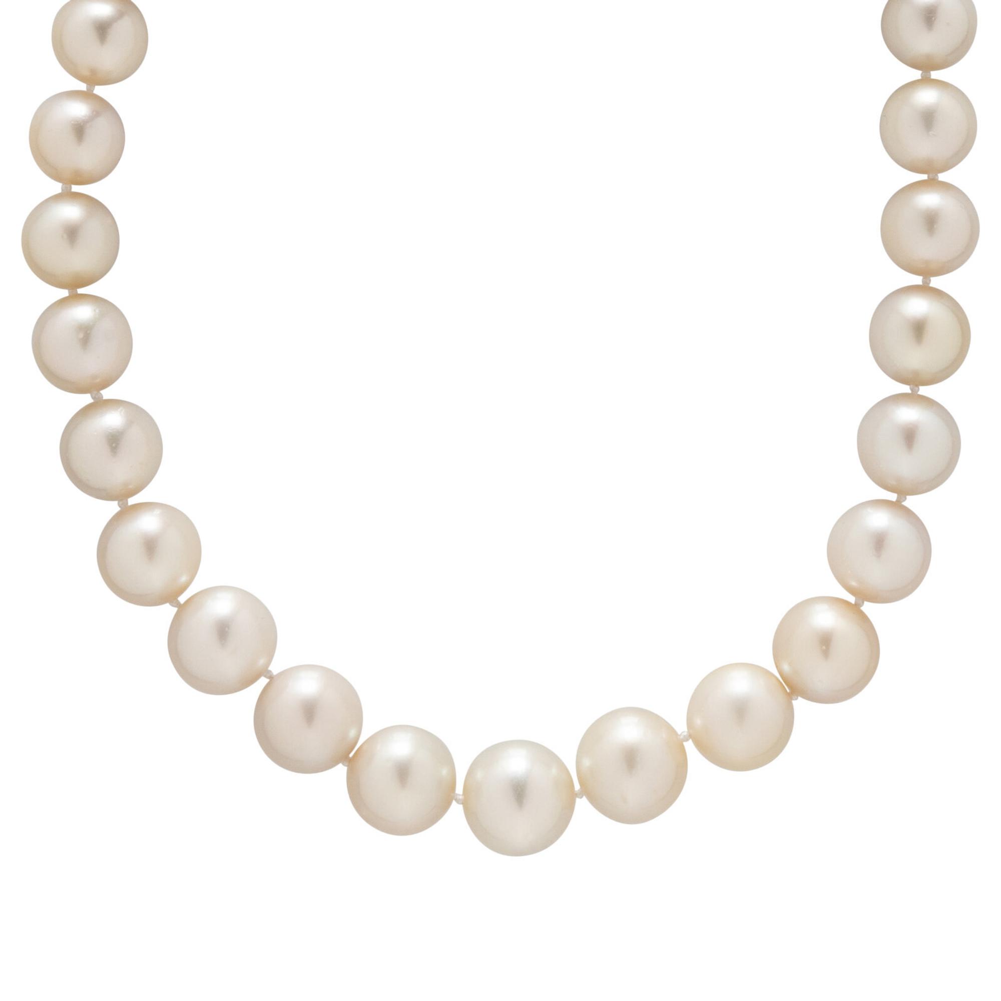 CULTURED PEARL NECKLACE