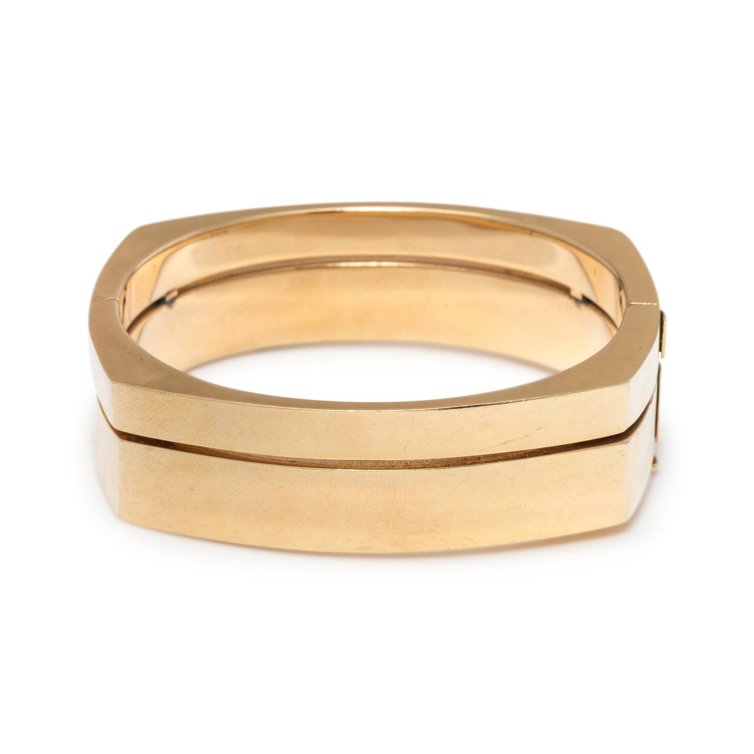 YELLOW GOLD BANGLE BRACELET