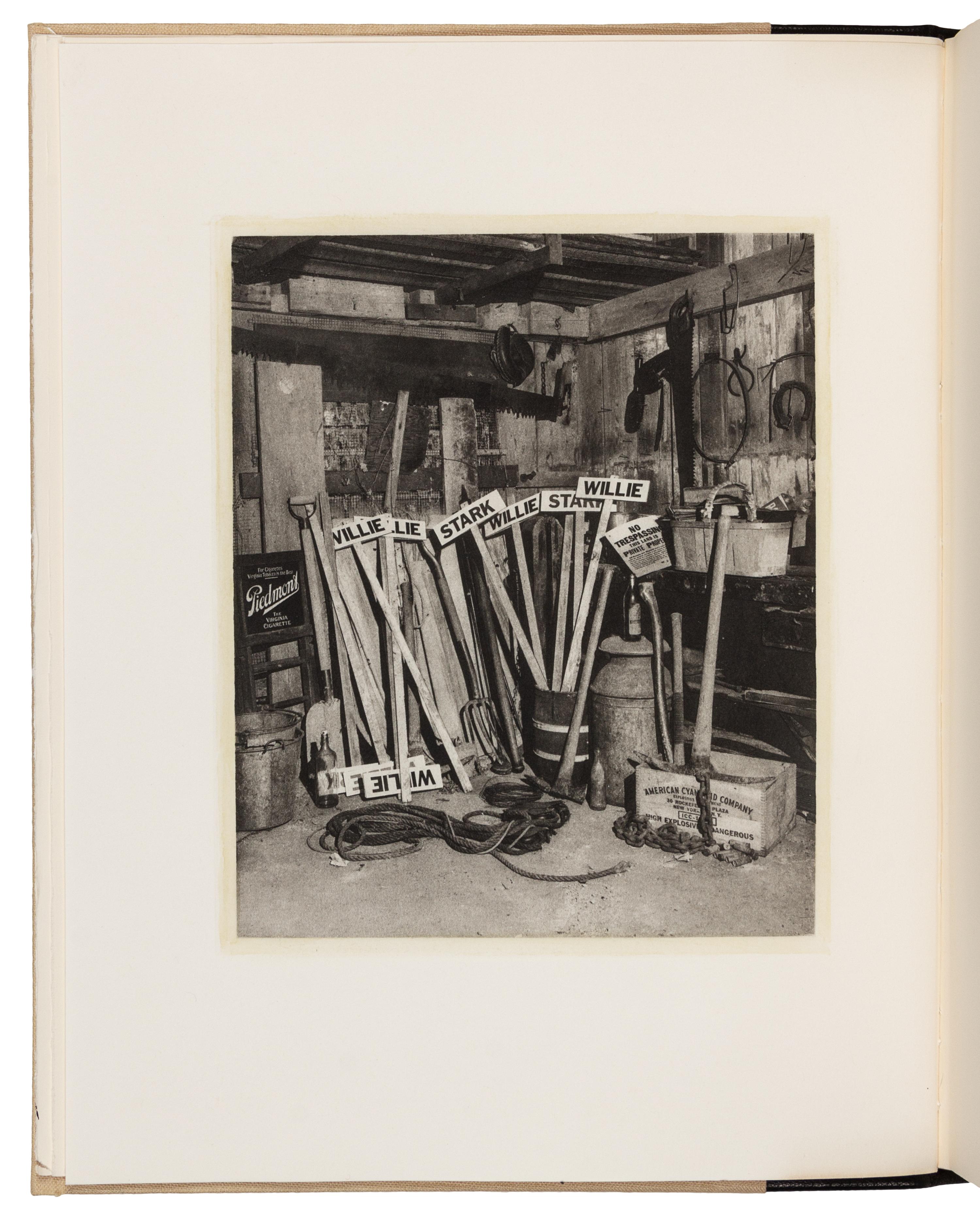 [LIMITED EDITIONS CLUB]. WARREN, Robert Penn (1905-1989). All the King's Men. New York: Heritage Printers for The Limited Editions Club, 1989.