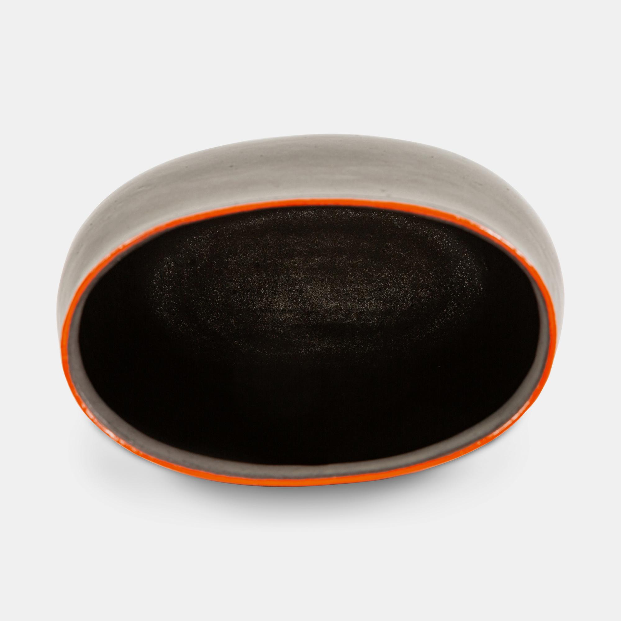 Ovoid Vessel, 1986