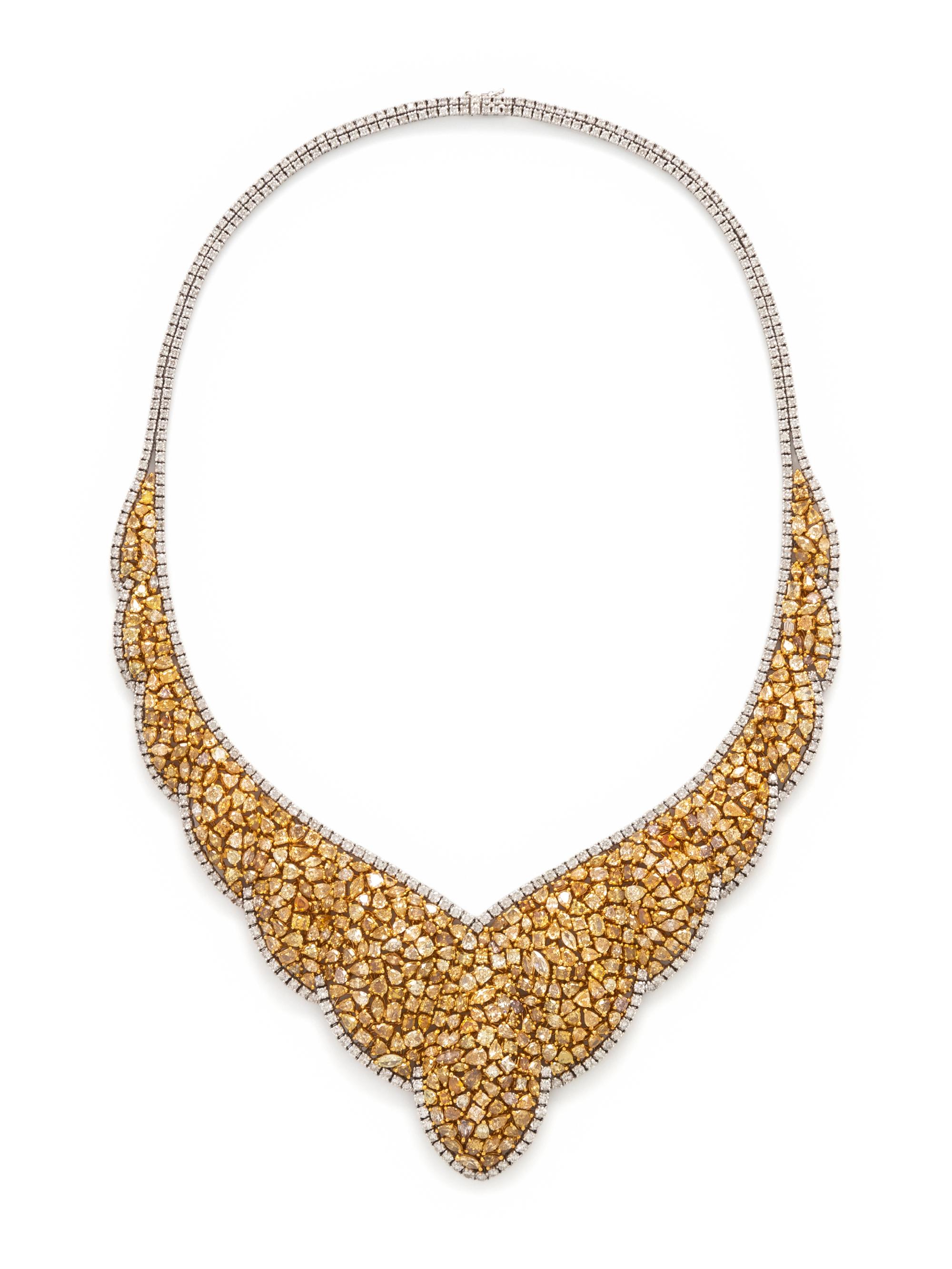 DIAMOND AND COLORED DIAMOND NECKLACE