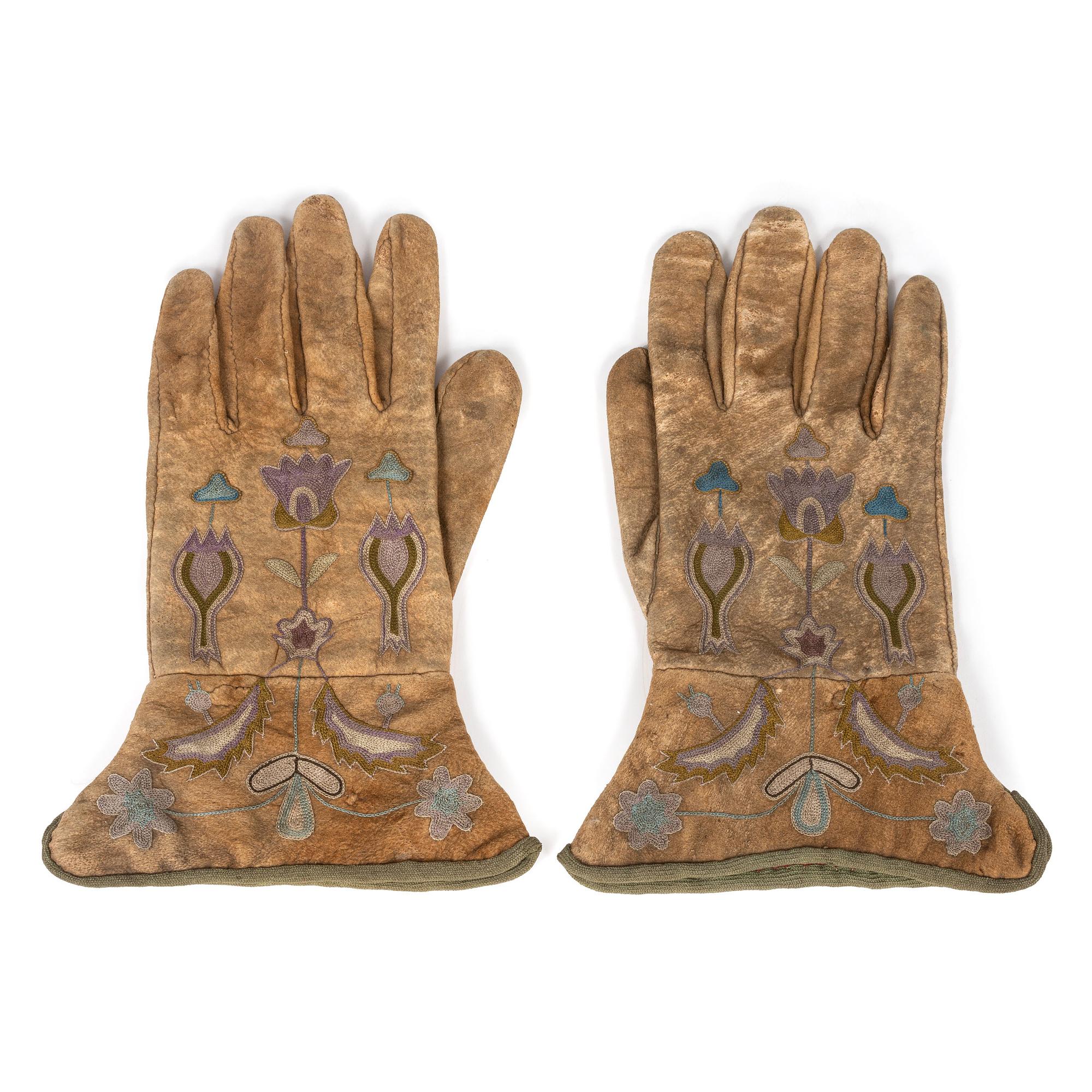 Great Lakes Embroidered Gauntlets