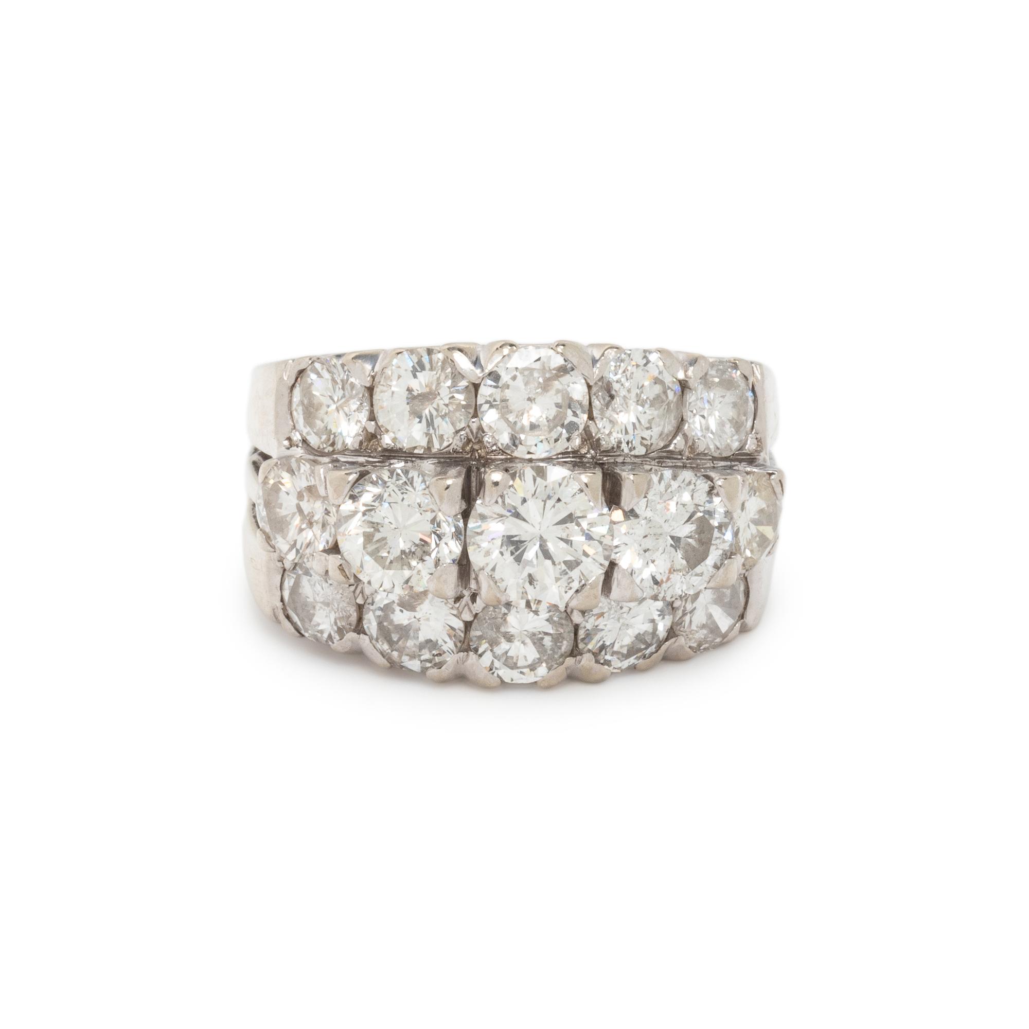 DIAMOND CLUSTER RING
