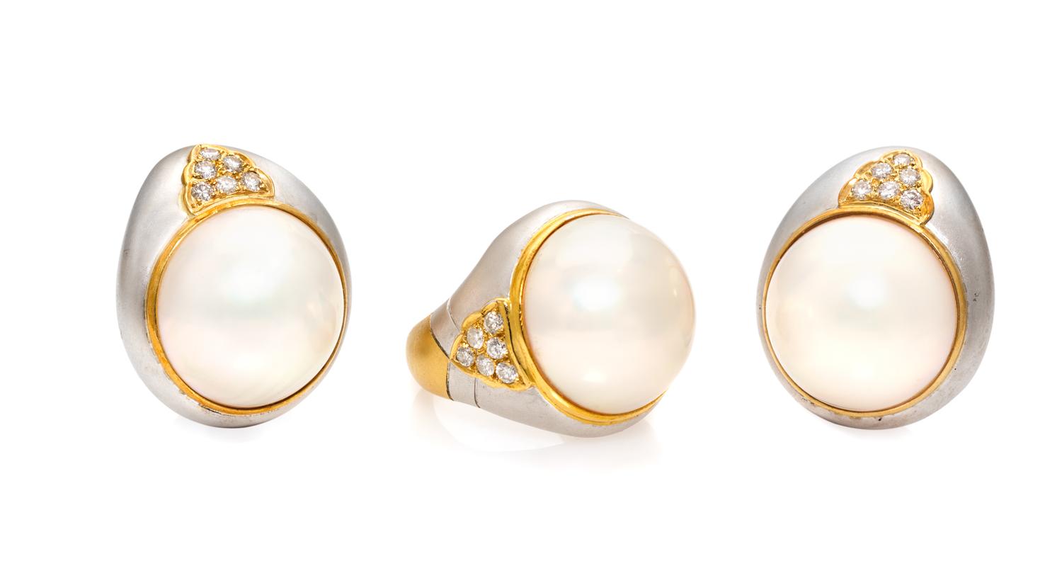 A Two Tone Gold, Mabe Pearl and Diamond Demi Parure, 26.90 dwts.
