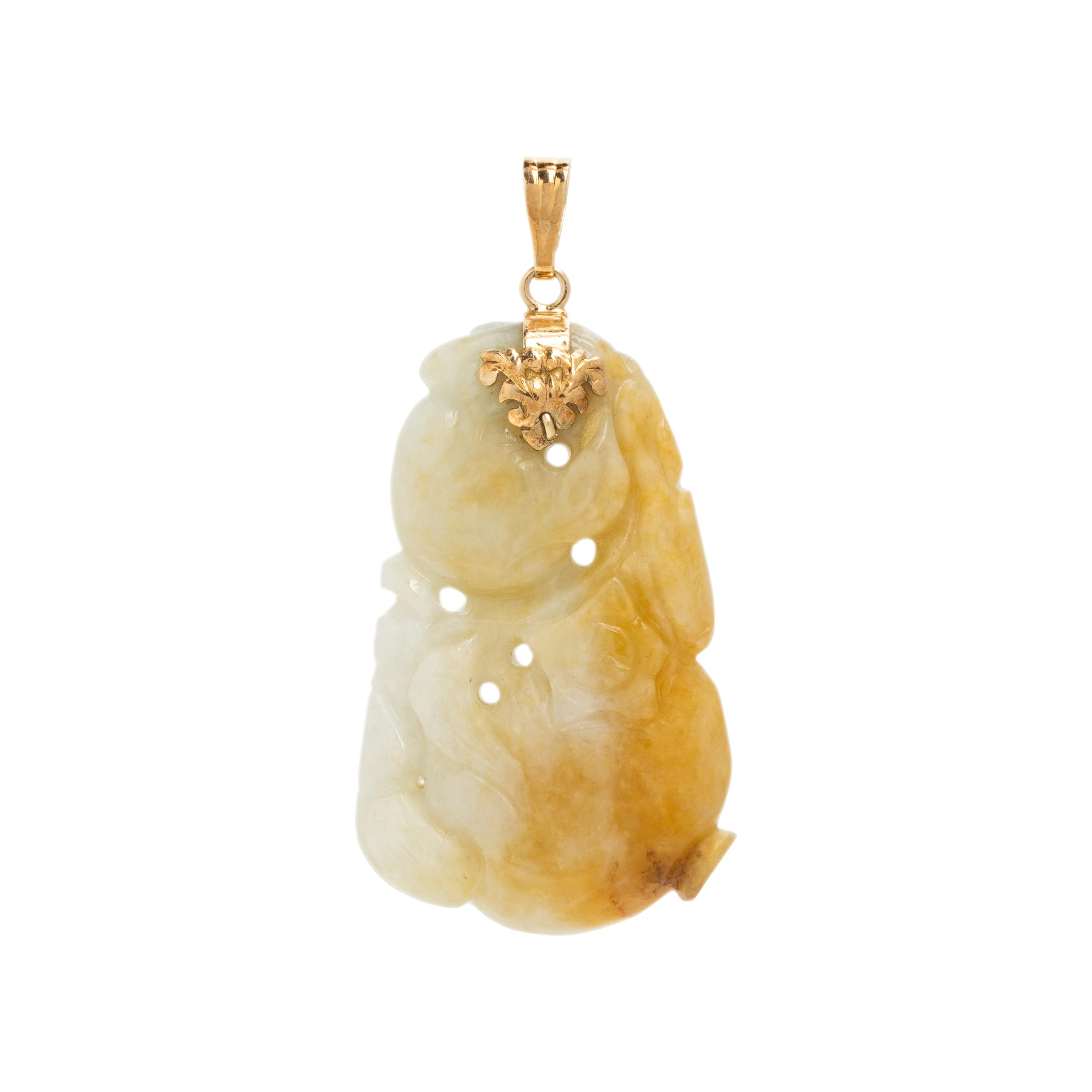 Carved Jade and Yellow Gold Pendant