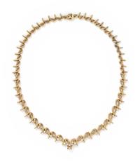 YELLOW GOLD AND DIAMOND NECKLACE