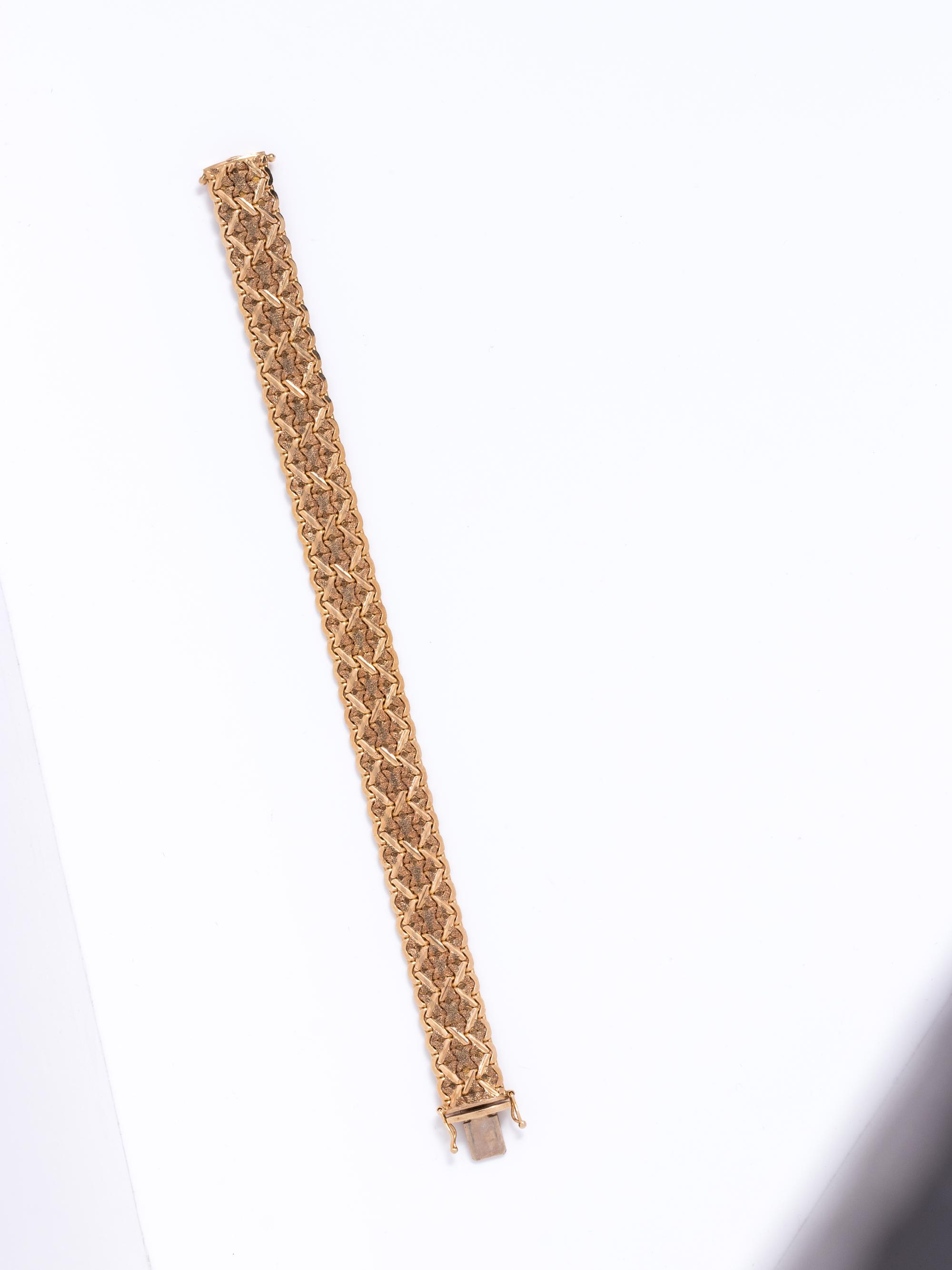 YELLOW GOLD BRACELET