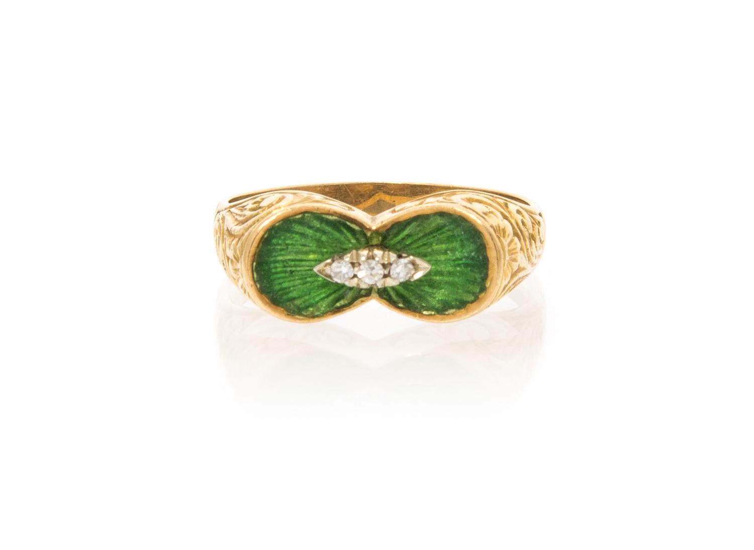An 18 Karat Yellow Gold, Diamond and Enamel Ring, 3.30 dwts.