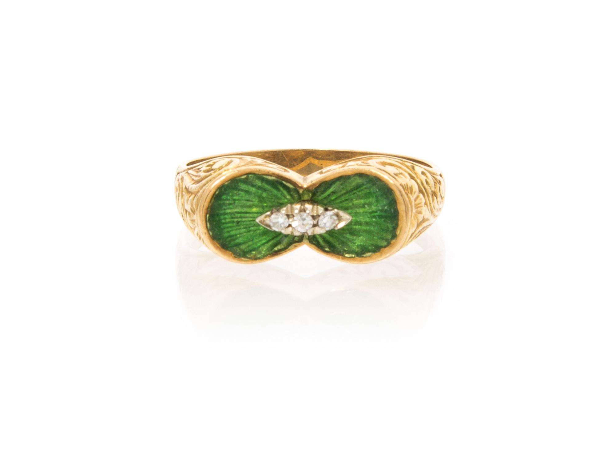 An 18 Karat Yellow Gold, Diamond and Enamel Ring, 3.30 dwts.