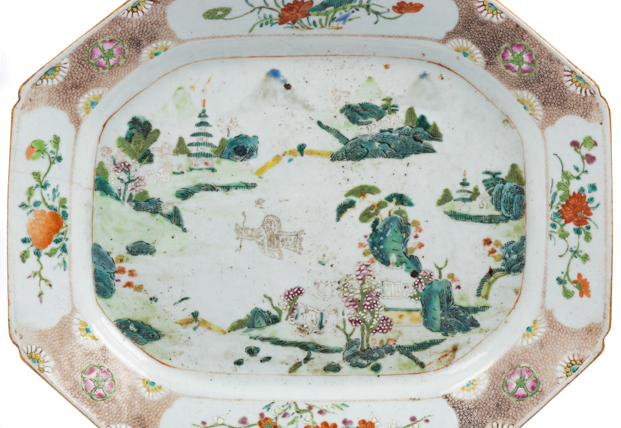 Two Chinese Export Porcelain Platters