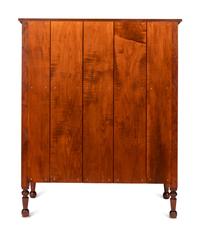 A Federal Style Walnut Chest of Drawers