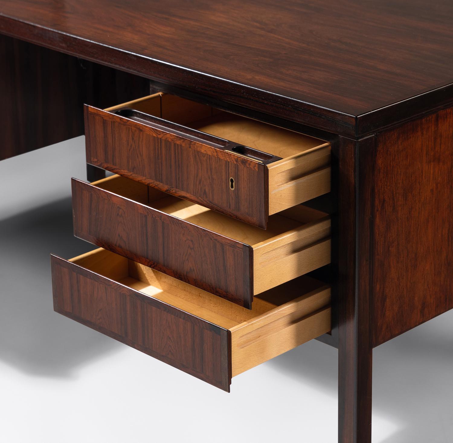 Rosewood Desk, model 77 Omann Jun, Denmark