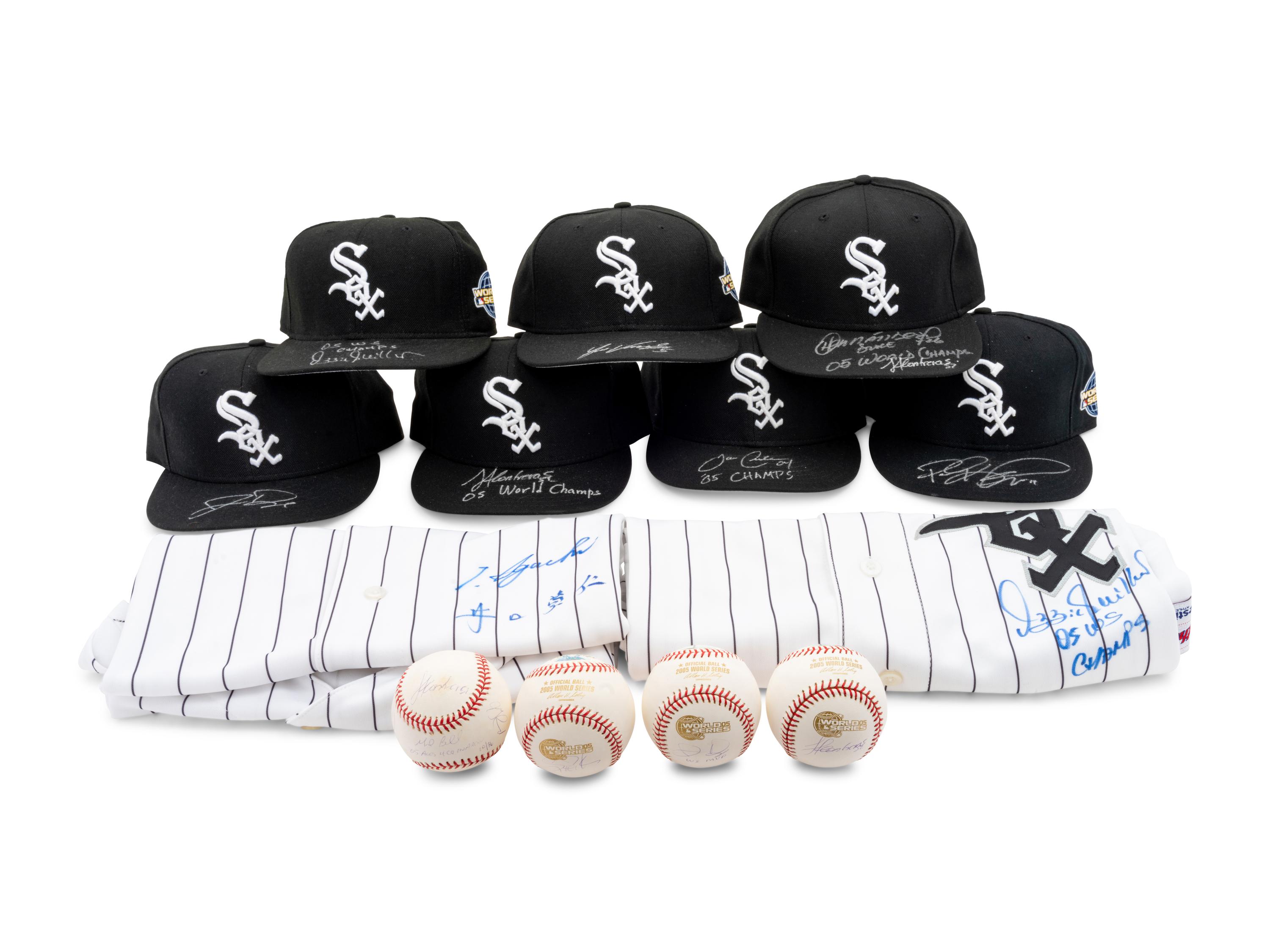 A Group of 13 2005 Chicago White Sox World Series Champion Signed Autograph Items (Steiner)