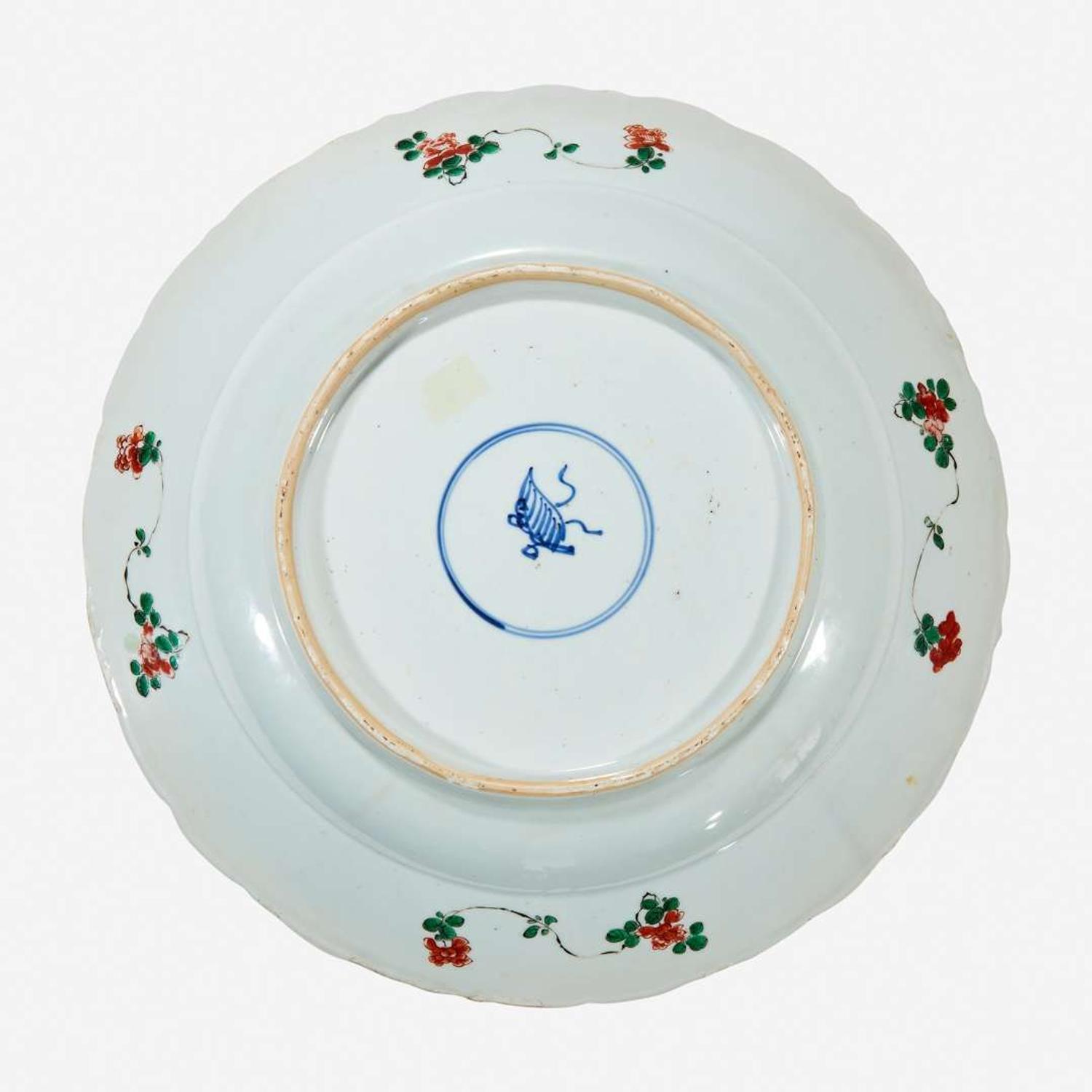 A Chinese famille verte "Flower Basket" charger Kangxi period