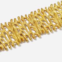 An 18K Yellow Gold Bracelet