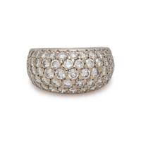 WHITE GOLD AND DIAMOND RING