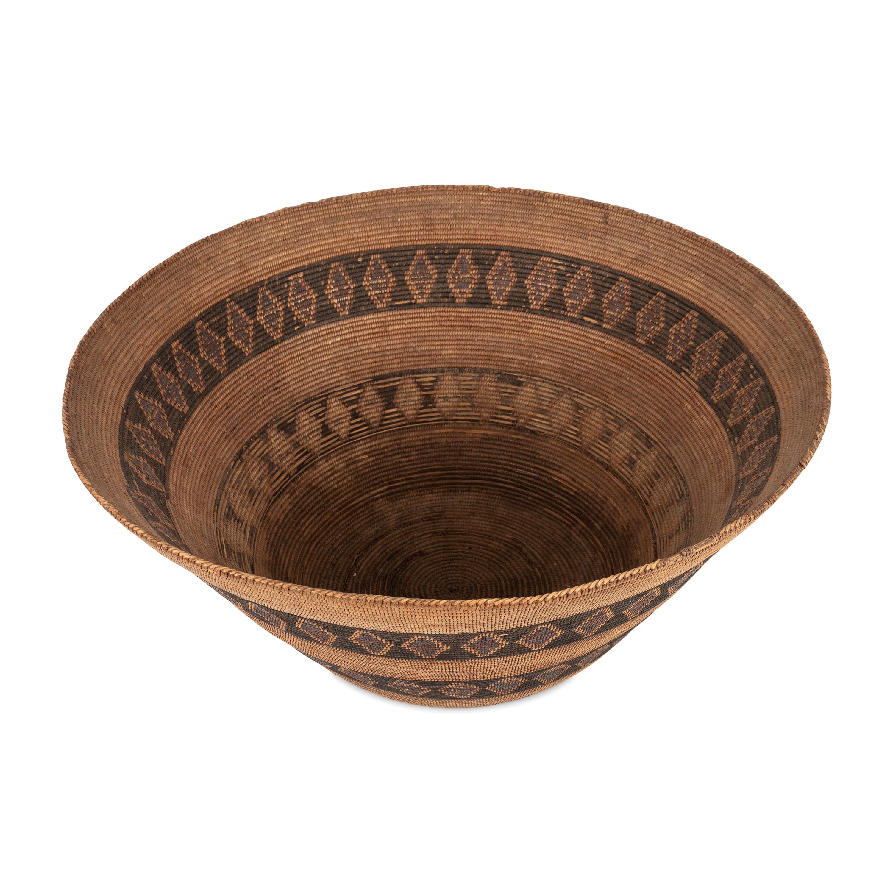 Large Yokut Basket