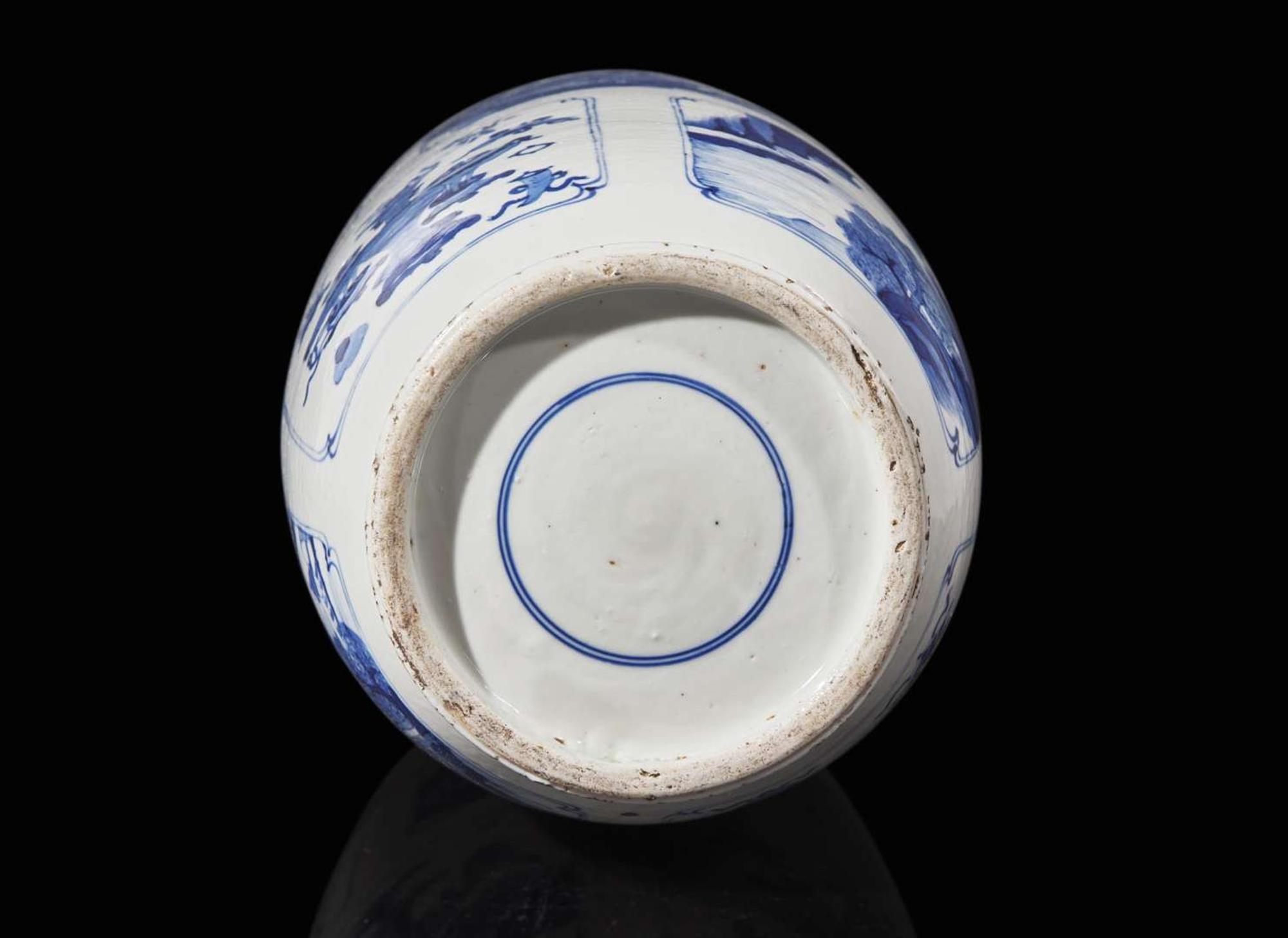 A Chinese blue and white rouleau vase, possibly Guangxu period 青花棒槌瓶 可能為光緒
