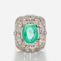 An Art Deco Columbian Emerald Diamond Ring c. 1920 GIA Certified