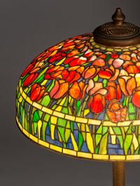Tulip Floor Lamp with Piano Base
