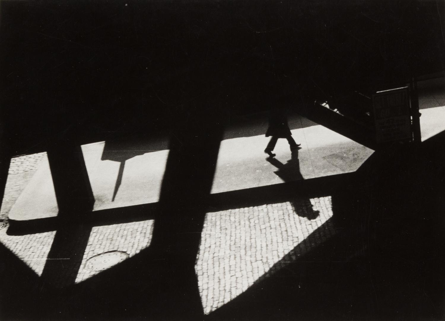 Gyorgy Kepes, (American/Hungarian, 1906-2001), The Elevated, Chicago 1939