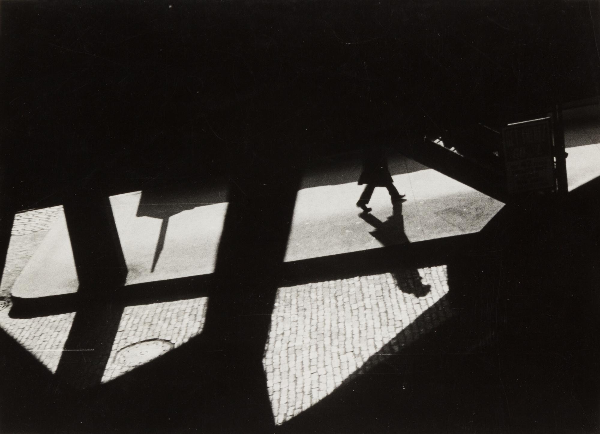 Gyorgy Kepes, (American/Hungarian, 1906-2001), The Elevated, Chicago 1939