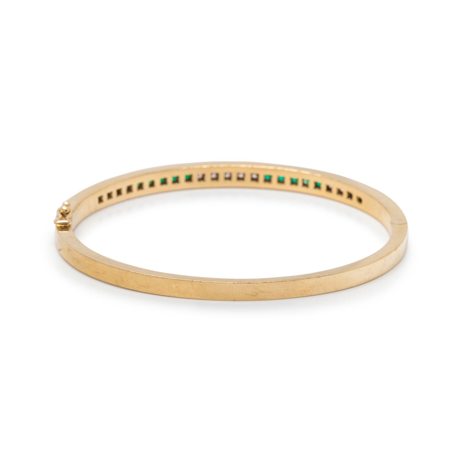 EMERALD AND DIAMOND BANGLE BRACELET