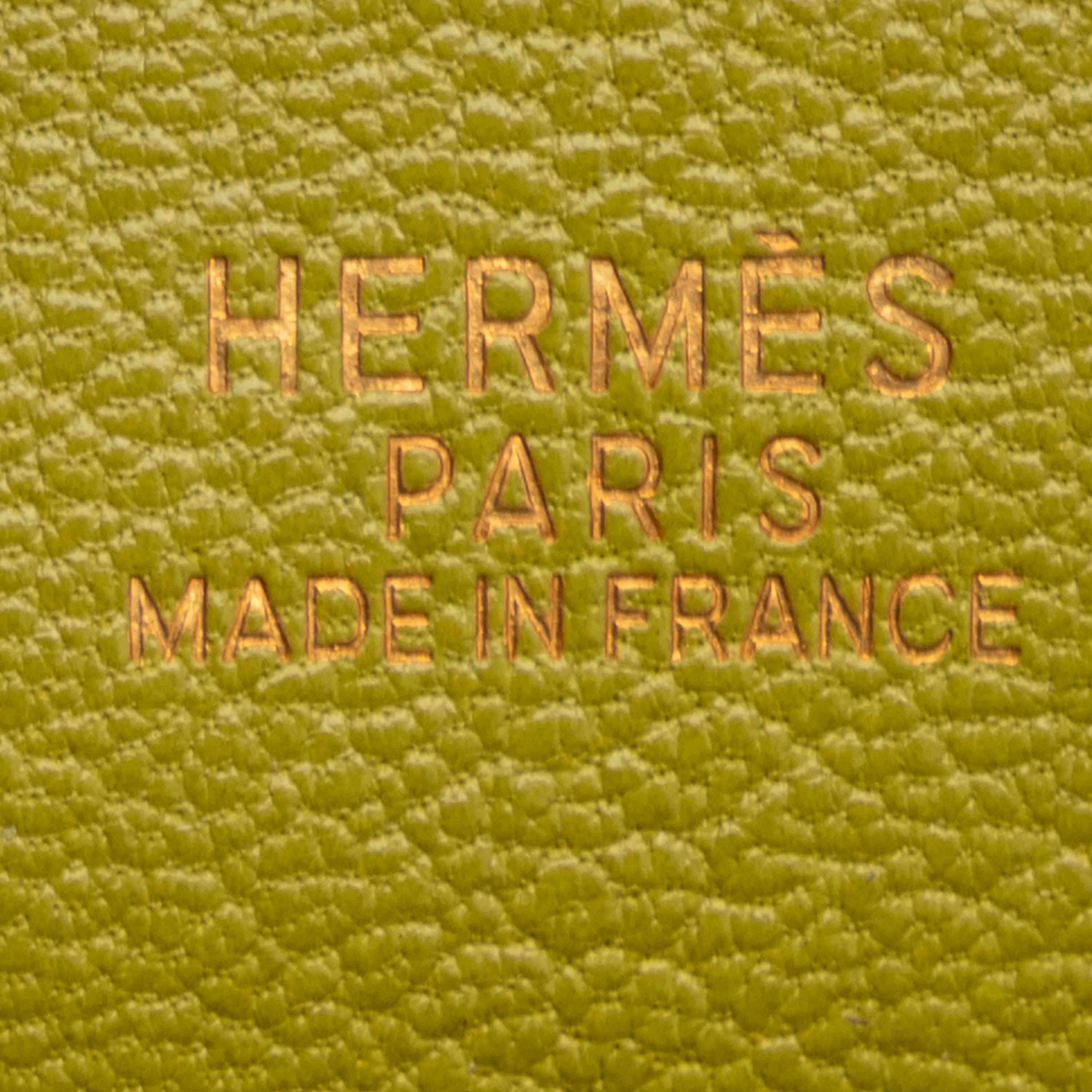 Hermès, Plume 28 in Vert Anis Ostrich