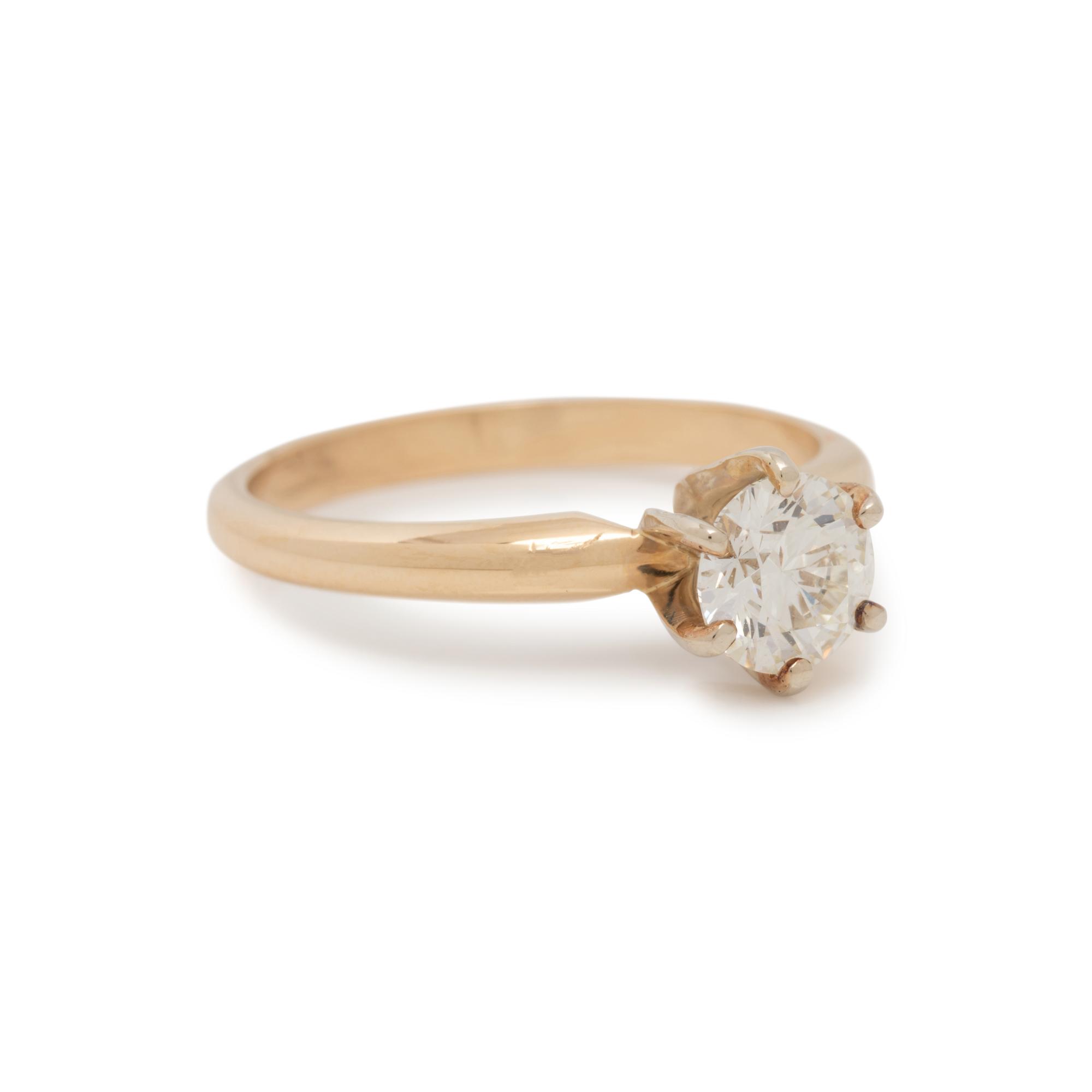 DIAMOND RING