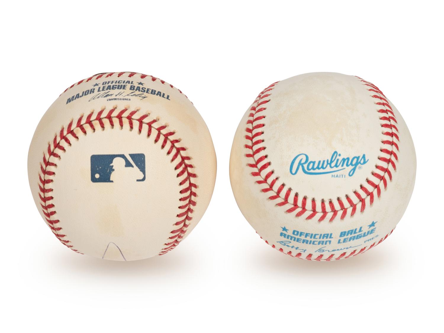 A Group of Mark McGwire and Sammy Sosa Single Signed Autograph Baseballs (Beckett Authentication Services)